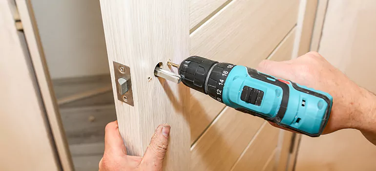Old Door Knob Repair in Carrollwood, FL