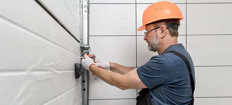 Garage Door Repair in Carrollwood