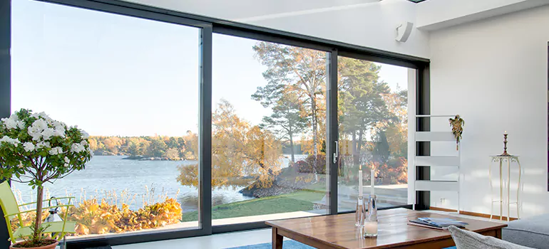 Custom Residential Window Tinting in Carrollwood, FL